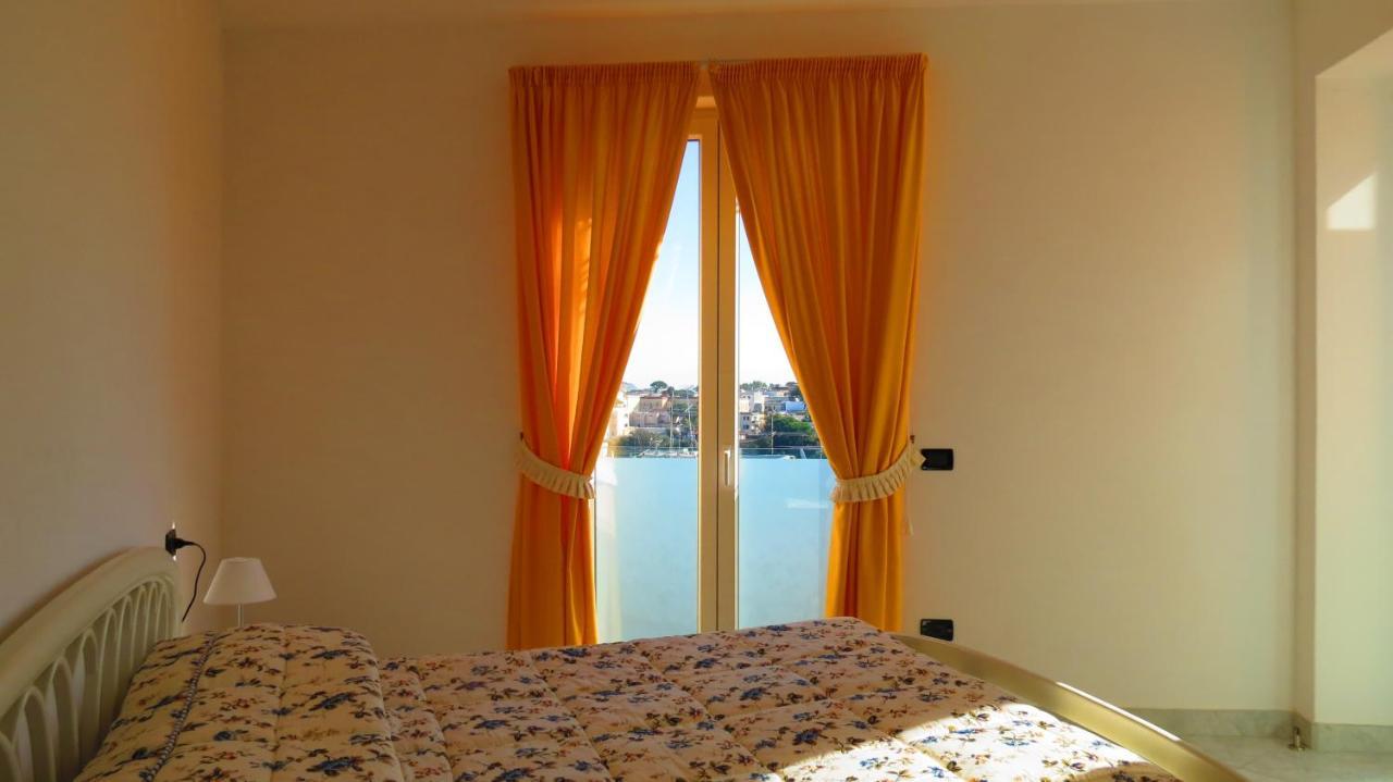 Villa Flora Ischia Luaran gambar